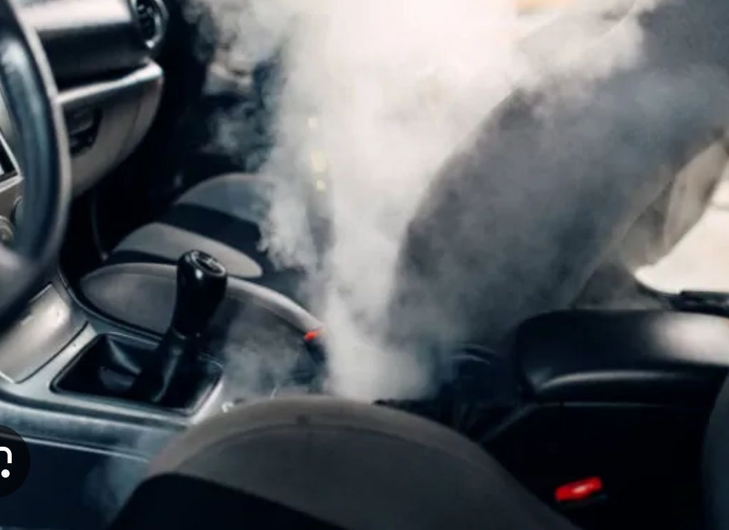 might-car-detailing-nieuwegein-rook-en-dierengeur-verwijderen
